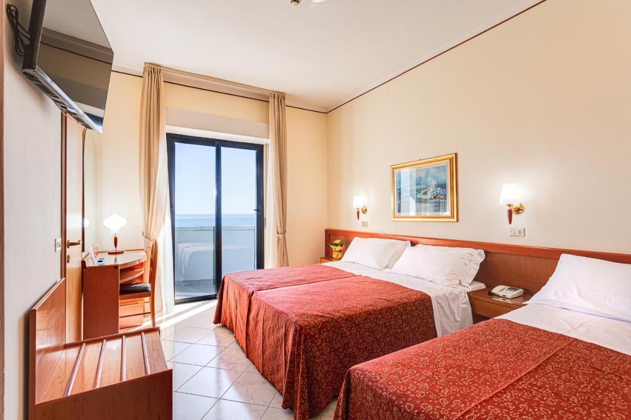 Hotel Delle Nazioni ميلانو ماريتيما المظهر الخارجي الصورة